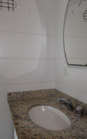 Apartamento para alugar com 94m², 3 quartos e 1 vagaBanheiro da suíte