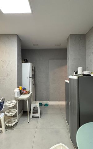 Apartamento à venda com 240m², 4 quartos e sem vaga Apartamento à venda com 240m², 4 quartos e sem vagaCozinha