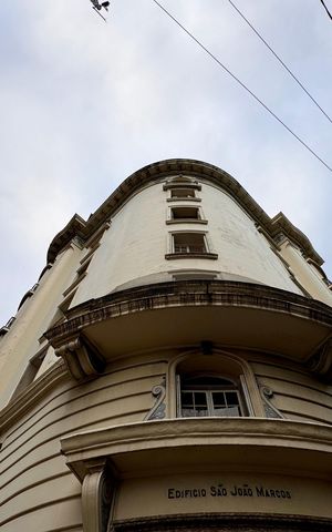 Apartamento à venda com 240m², 4 quartos e sem vaga Apartamento à venda com 240m², 4 quartos e sem vagaFachada