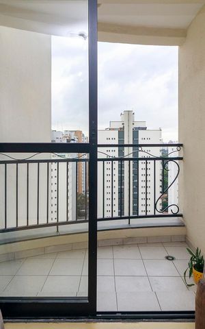 Apartamento para alugar com 70m², 2 quartos e 1 vaga Apartamento para alugar com 70m², 2 quartos e 1 vagaVaranda da sala