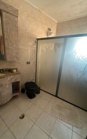 Casa à venda com 137m², 3 quartos e 3 vagas Casa à venda com 137m², 3 quartos e 3 vagasBanheiro