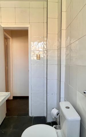 Apartamento para alugar com 70m², 3 quartos e sem vagaBanheiro social 