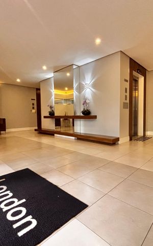 Apartamento para alugar com 107m², 2 quartos e 2 vagas Apartamento para alugar com 107m², 2 quartos e 2 vagasHall de entrada