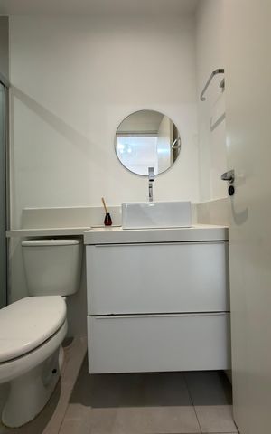 Apartamento à venda com 74m², 2 quartos e 2 vagas Apartamento à venda com 74m², 2 quartos e 2 vagasBanheiro Suíte