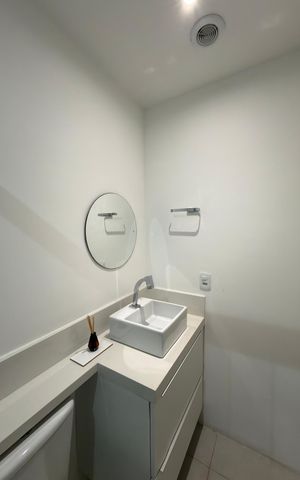 Apartamento à venda com 74m², 2 quartos e 2 vagas Apartamento à venda com 74m², 2 quartos e 2 vagasBanheiro Suíte