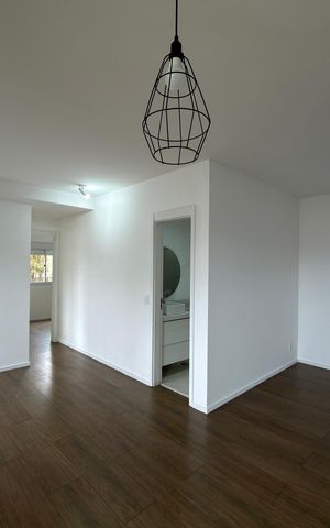 Apartamento à venda com 74m², 2 quartos e 2 vagas Apartamento à venda com 74m², 2 quartos e 2 vagasSala