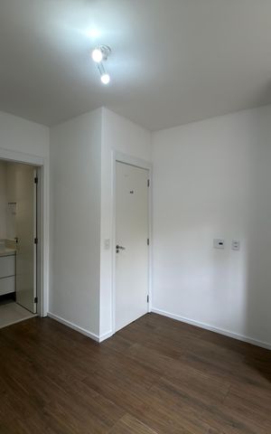 Apartamento à venda com 74m², 2 quartos e 2 vagas Apartamento à venda com 74m², 2 quartos e 2 vagasSuíte