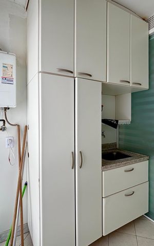 Apartamento à venda com 121m², 3 quartos e 2 vagas Apartamento à venda com 121m², 3 quartos e 2 vagasÁrea de serviço
