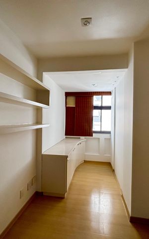 Apartamento à venda com 121m², 3 quartos e 2 vagas Apartamento à venda com 121m², 3 quartos e 2 vagasSuíte