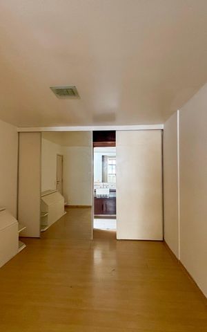 Apartamento à venda com 121m², 3 quartos e 2 vagas Apartamento à venda com 121m², 3 quartos e 2 vagasSuíte