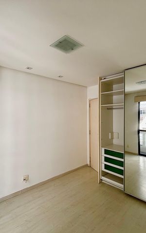 Apartamento à venda com 121m², 3 quartos e 2 vagas Apartamento à venda com 121m², 3 quartos e 2 vagasQuarto 2