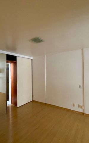 Apartamento à venda com 121m², 3 quartos e 2 vagas Apartamento à venda com 121m², 3 quartos e 2 vagasSuíte
