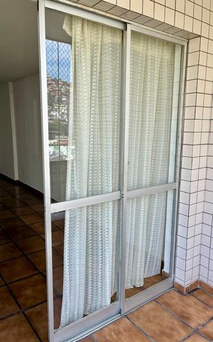 Apartamento à venda com 68m², 3 quartos e 1 vaga Apartamento à venda com 68m², 3 quartos e 1 vagaVaranda da sala