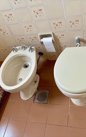 Apartamento à venda com 68m², 3 quartos e 1 vaga Apartamento à venda com 68m², 3 quartos e 1 vagaBanheiro Social