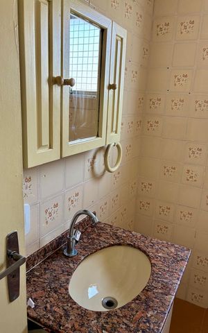 Apartamento à venda com 68m², 3 quartos e 1 vaga Apartamento à venda com 68m², 3 quartos e 1 vagaBanheiro Social