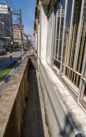 Apartamento para alugar com 200m², 3 quartos e sem vaga Apartamento para alugar com 200m², 3 quartos e sem vagaSacada Sala 2