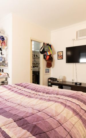 Casa à venda com 340m², 5 quartos e 1 vaga Casa à venda com 340m², 5 quartos e 1 vagaSuíte 1