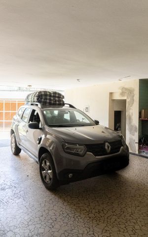 Casa à venda com 340m², 5 quartos e 1 vaga Casa à venda com 340m², 5 quartos e 1 vagaGaragem