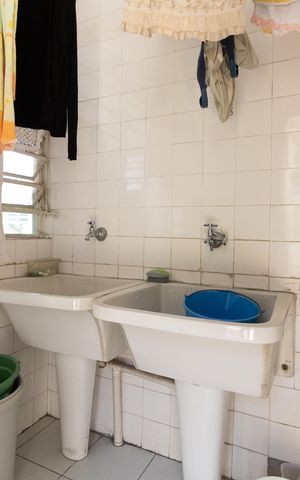 Casa à venda com 340m², 5 quartos e 1 vaga Casa à venda com 340m², 5 quartos e 1 vagaLavanderia