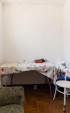 Casa à venda com 340m², 5 quartos e 1 vaga Casa à venda com 340m², 5 quartos e 1 vagaQuarto de Serviço