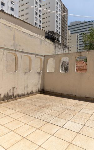 Casa à venda com 340m², 5 quartos e 1 vaga Casa à venda com 340m², 5 quartos e 1 vagaÁrea da Lavanderia