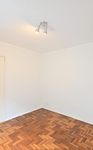 Apartamento à venda com 79m², 2 quartos e 1 vagaQuarto 2