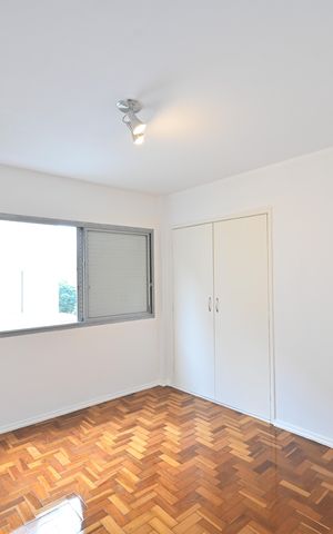 Apartamento à venda com 79m², 2 quartos e 1 vagaQuarto 2