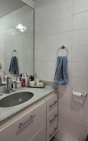 Apartamento para alugar com 185m², 3 quartos e 2 vagas Apartamento para alugar com 185m², 3 quartos e 2 vagasBanheiro 1