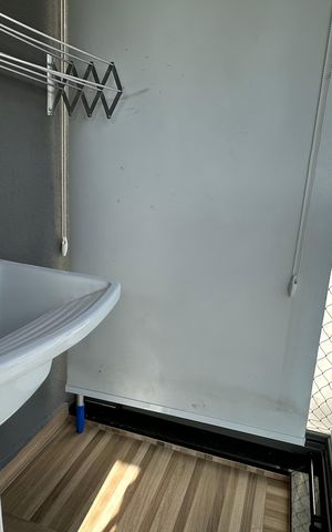 Apartamento para alugar com 85m², 2 quartos e 1 vaga Apartamento para alugar com 85m², 2 quartos e 1 vagaVaranda da Sala