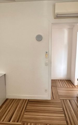 Apartamento para alugar com 85m², 2 quartos e 1 vaga Apartamento para alugar com 85m², 2 quartos e 1 vagaQuarto