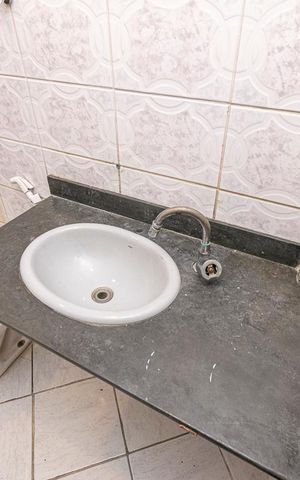 Casa à venda com 300m², 4 quartos e sem vagaBanheiro Social 1