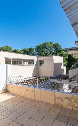 Casa à venda com 300m², 4 quartos e sem vagaVaranda dos fundos