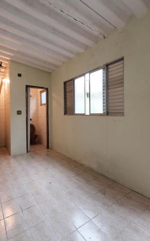 Casa à venda com 200m², 3 quartos e 3 vagasQuarto de Serviço