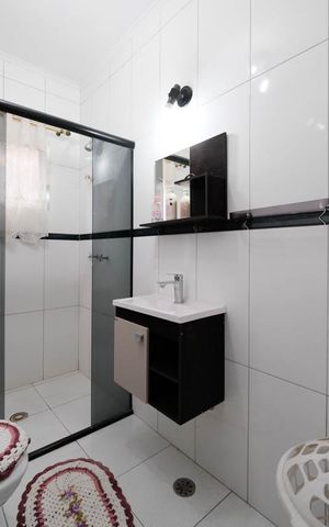 Casa à venda com 200m², 3 quartos e 3 vagasSuíte 3 Banheiro