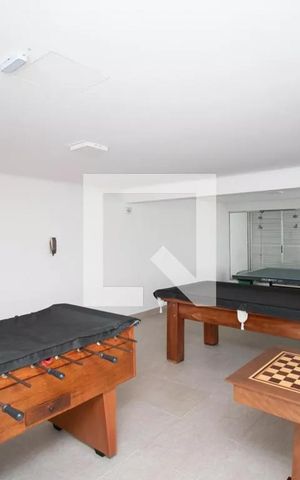 Apartamento à venda com 72m², 2 quartos e 1 vaga Apartamento à venda com 72m², 2 quartos e 1 vagaÁrea comum - Salão de jogos