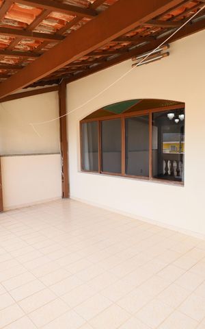 Casa para alugar com 284m², 3 quartos e 3 vagasVaranda