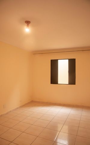 Casa à venda com 202m², 3 quartos e 1 vagaQuarto