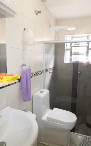 Casa para alugar com 80m², 3 quartos e sem vagaBanheiro