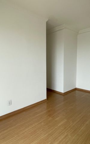 Apartamento à venda com 50m², 2 quartos e 1 vaga Apartamento à venda com 50m², 2 quartos e 1 vagaSala