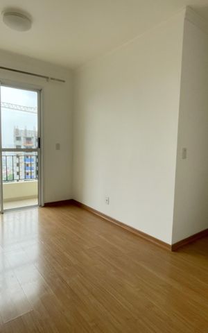 Apartamento à venda com 50m², 2 quartos e 1 vaga Apartamento à venda com 50m², 2 quartos e 1 vagaSala