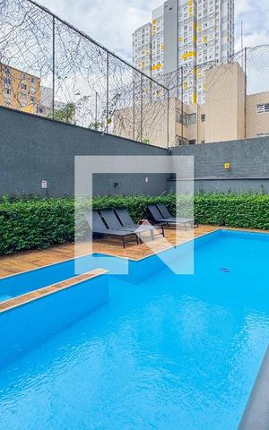 Studio à venda com 28m², 1 quarto e sem vaga Studio à venda com 28m², 1 quarto e sem vagaÁrea comum - Piscina