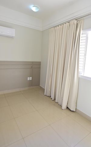 Apartamento à venda com 159m², 5 quartos e 2 vagas Apartamento à venda com 159m², 5 quartos e 2 vagasSuíte 1