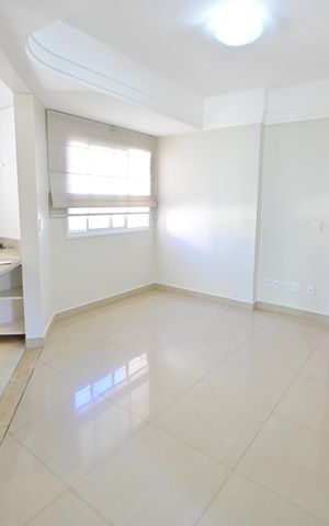 Apartamento à venda com 159m², 5 quartos e 2 vagas Apartamento à venda com 159m², 5 quartos e 2 vagasCopa