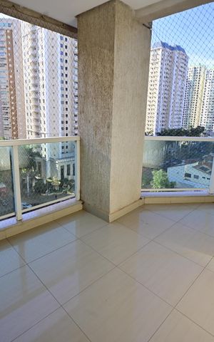 Apartamento à venda com 159m², 5 quartos e 2 vagas Apartamento à venda com 159m², 5 quartos e 2 vagasVaranda da Sala