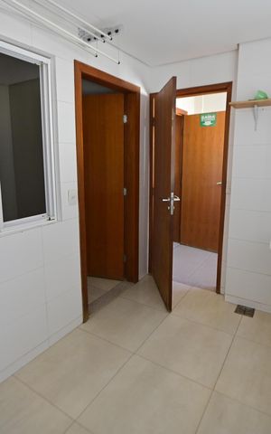 Apartamento à venda com 159m², 5 quartos e 2 vagas Apartamento à venda com 159m², 5 quartos e 2 vagasÁrea de Serviço