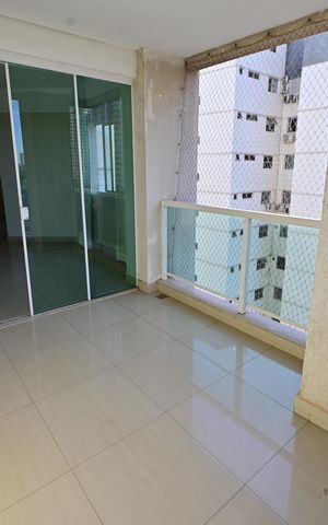 Apartamento à venda com 159m², 5 quartos e 2 vagas Apartamento à venda com 159m², 5 quartos e 2 vagasVaranda da Sala