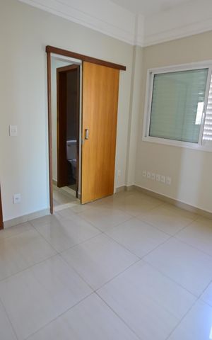 Apartamento à venda com 159m², 5 quartos e 2 vagas Apartamento à venda com 159m², 5 quartos e 2 vagasQuarto
