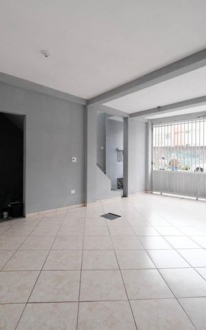 Casa para alugar com 200m², 2 quartos e 2 vagasGaragem