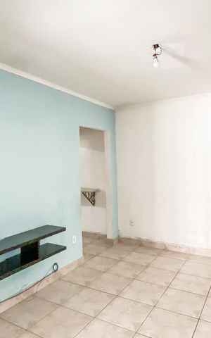 Casa à venda com 80m², 2 quartos e 1 vaga Casa à venda com 80m², 2 quartos e 1 vagaSala