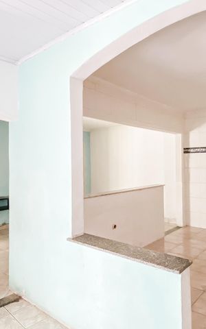 Casa à venda com 80m², 2 quartos e 1 vaga Casa à venda com 80m², 2 quartos e 1 vagaSala